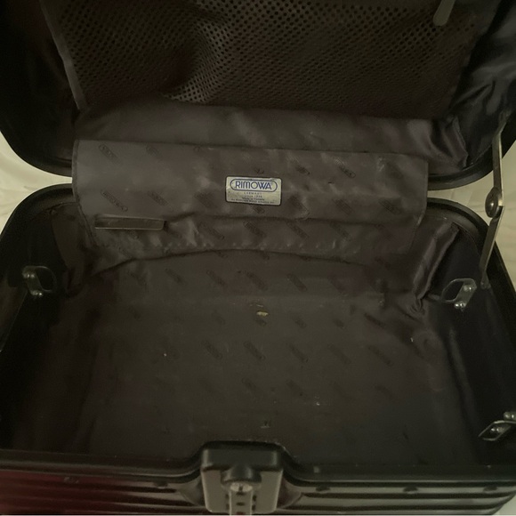 RIMOWA STEALTH ALUMINUM BEAUTY CASE TOPAS BLACK - Picture 10 of 10